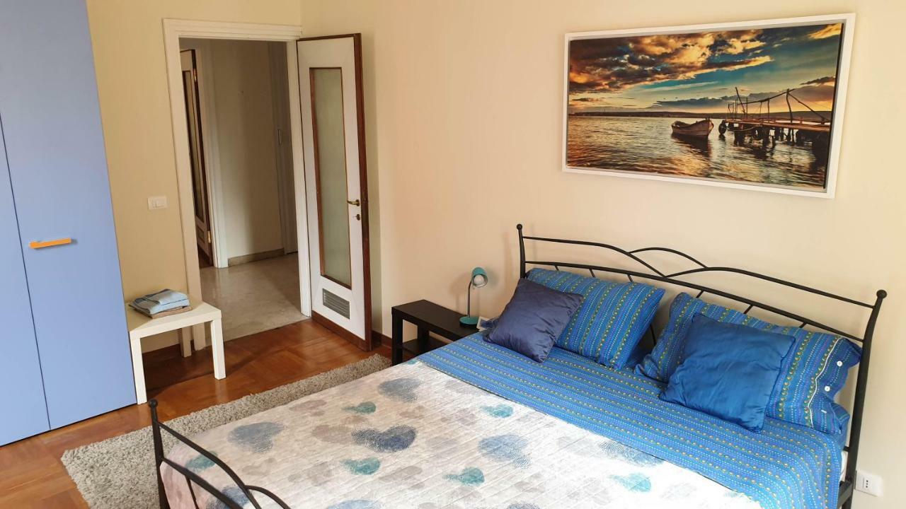 Assarotti Centre Apartment Genoa Bagian luar foto