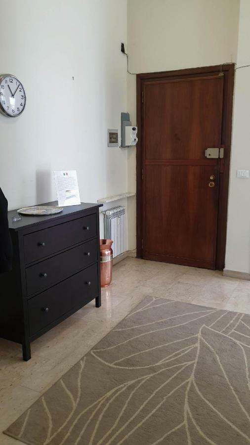 Assarotti Centre Apartment Genoa Bagian luar foto